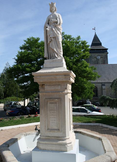 water statue